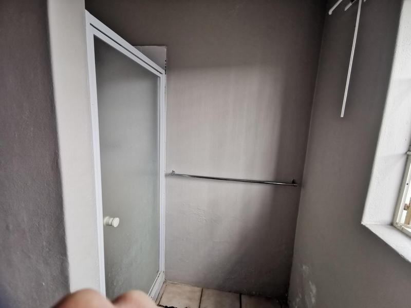 To Let 3 Bedroom Property for Rent in Kannoniers Park North West